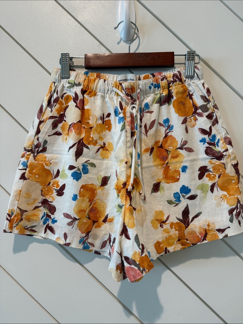 Abercrombie & Fitch White Floral Drawstring Shorts with Yellow Blooms